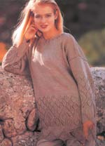 пуловер с ажурной каймой